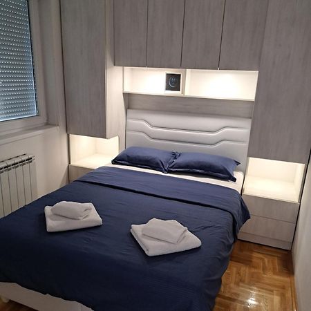 Apartman Ml Lukavica Dış mekan fotoğraf