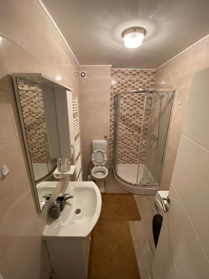 Apartman Ml Lukavica Dış mekan fotoğraf