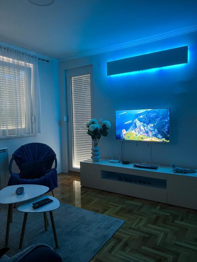 Apartman Ml Lukavica Dış mekan fotoğraf