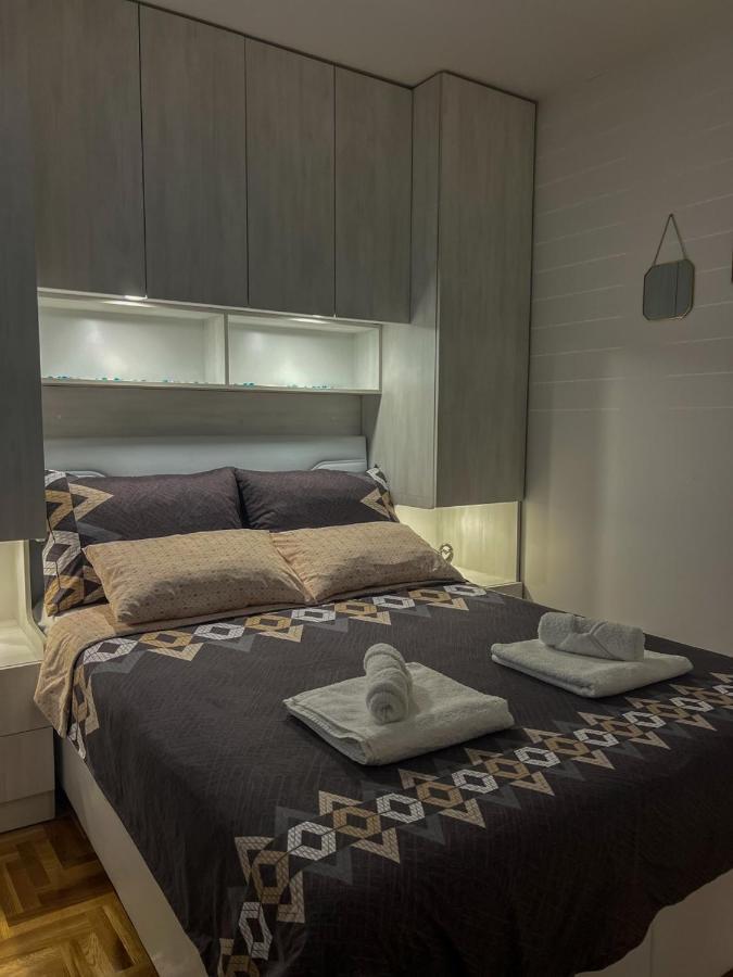 Apartman Ml Lukavica Dış mekan fotoğraf